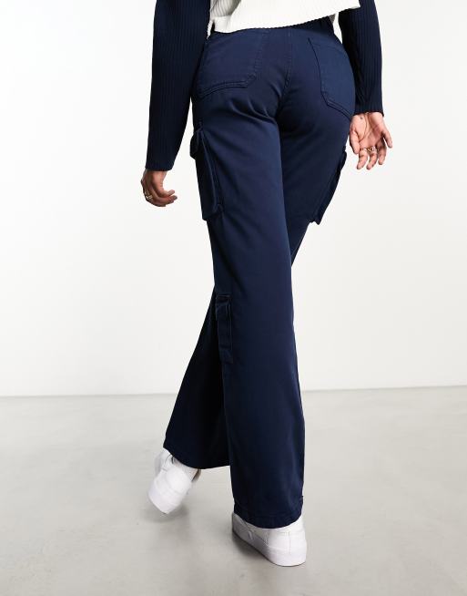 Stradivarius - Cargobroek met rechte pijpen en verstelbare taille in donkerblauw, 2 van 4