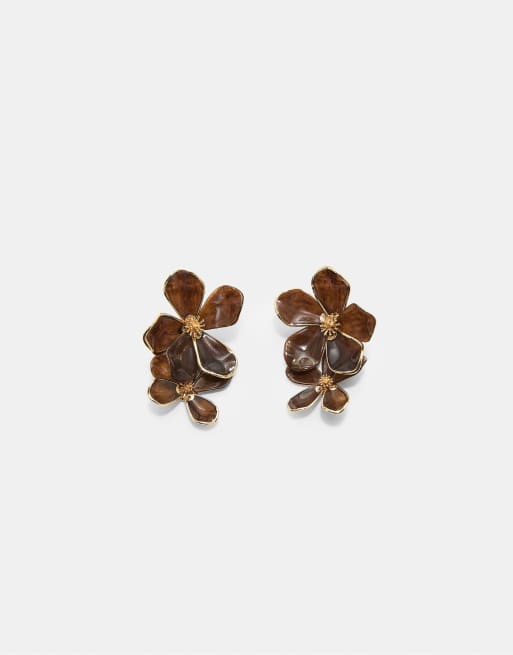 Stradivarius – Cascading – Bruna, blomformade örhängen
