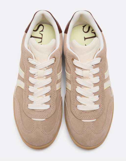 Stradivarius Casual leather trainers in beige, 3 of 5