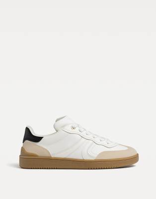 Stradivarius casual retro trainers in white - view 1