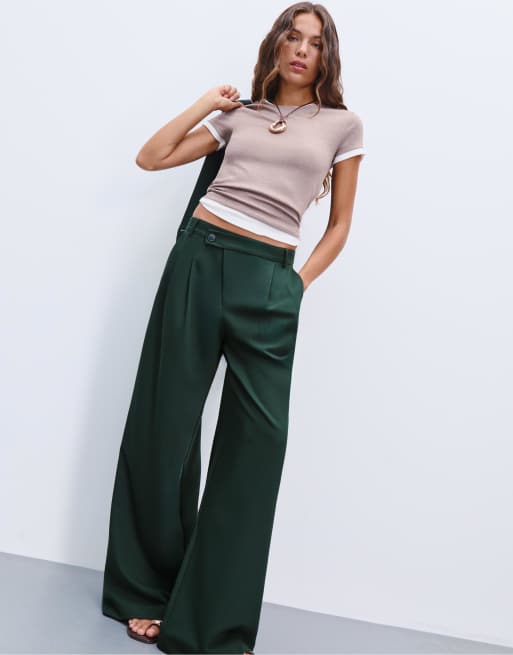 Stradivarius Casual smart trousers with crossover waist in green, 4 of 4