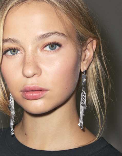 Stradivarius Chain dangle earrings in grey - view 1