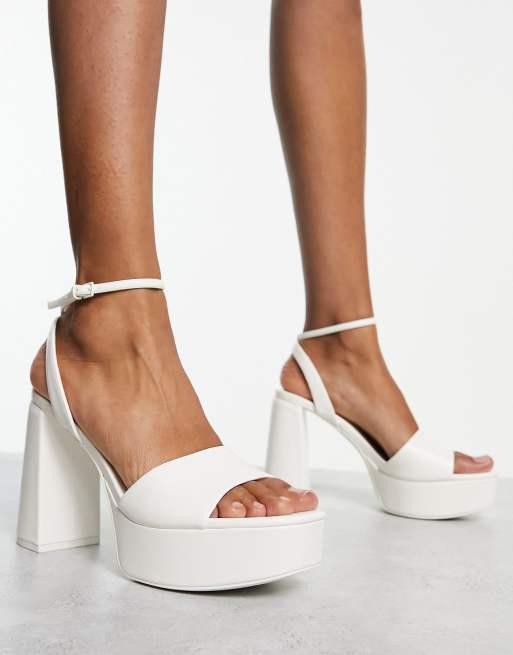 Stradivarius Chaussures talons et semelle plateforme Blanc