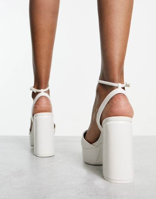 Stradivarius Chaussures talons et semelle plateforme Blanc