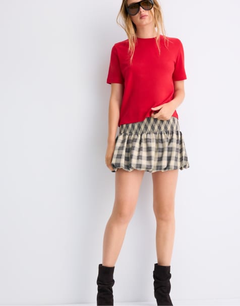 Stradivarius Check balloon mini skirt in beige - view 1