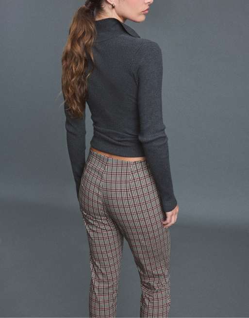 Stradivarius Check print capris in ecru, 3 of 7