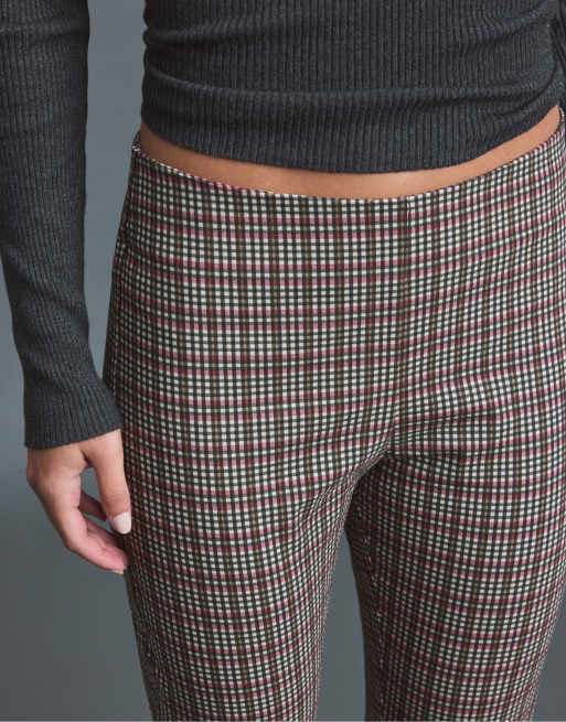 Stradivarius Check print capris in ecru, 4 of 7