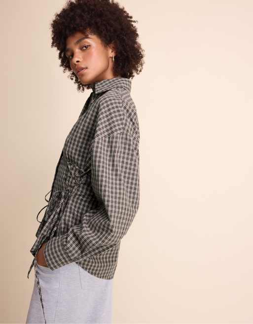 Stradivarius Check shirt with tie detail in brown, 6 of 7