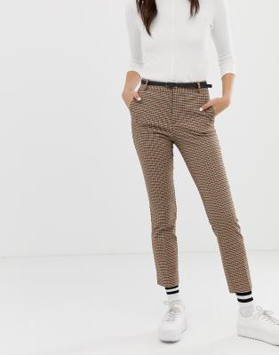 stradivarius chino slim