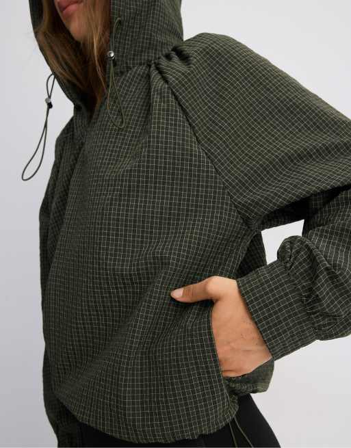 Stradivarius Checked technical sweatshirt in khaki, 4 of 7