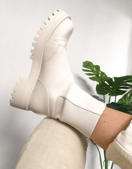 Stradivarius - Chelsea boots met rits aan de voorkant in ecru
