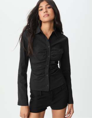 Stradivarius - Chemise froncée à rayures - Noir