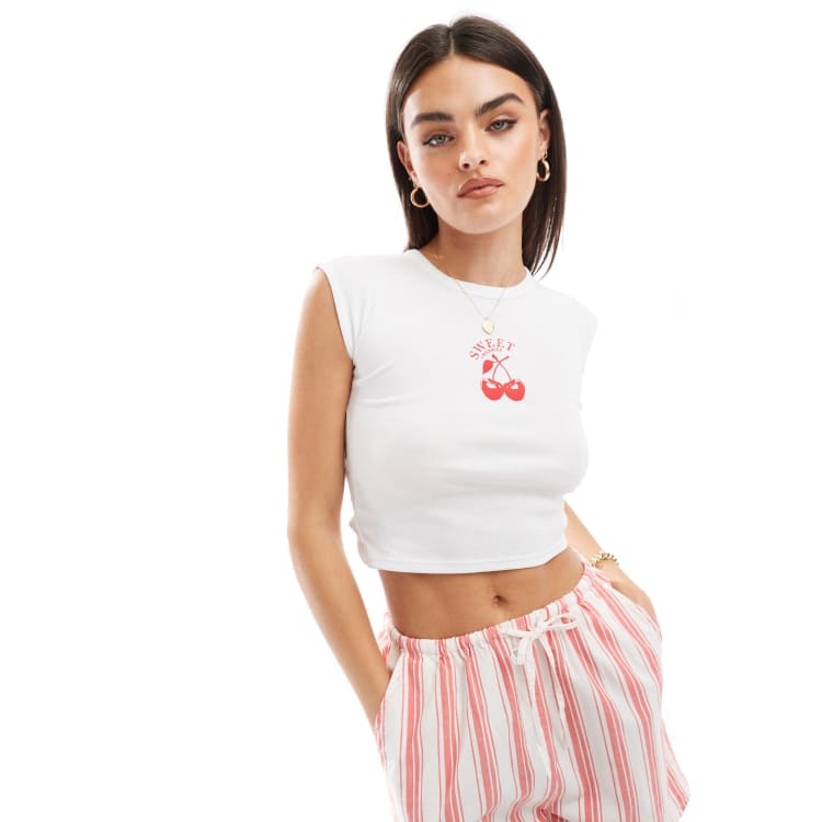 206527535-1-white?$n_750w$&wid