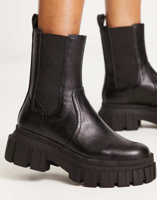 Black chunky 2025 biker boots