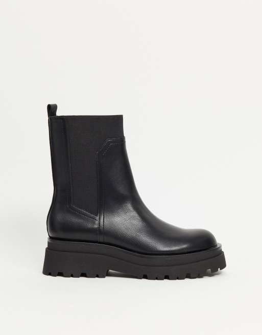 Stradivarius chunky chelsea boots in black | ASOS