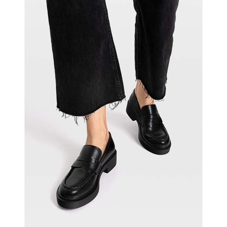 Loafers stradivarius 2025