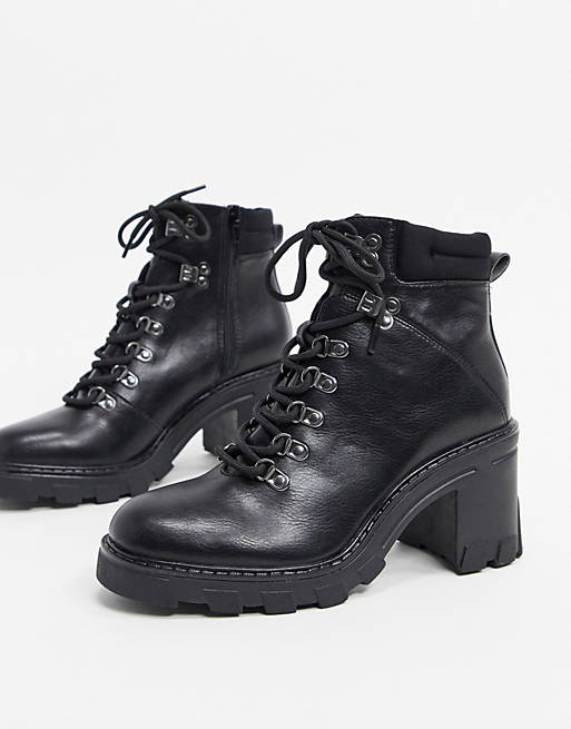 Stradivarius chunky heeled boots with changeable laces in black | ASOS