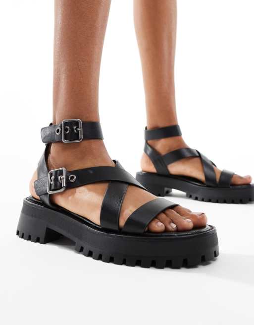 Stradivarius - Chunky sandaler med rillet sål i sort, 2 af 4