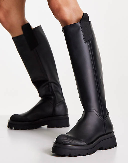 Stradivarius chunky sole high leg boots in black