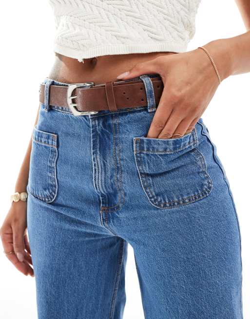 Stradivarius - Cintura in camoscio sintetico marrone con borchie