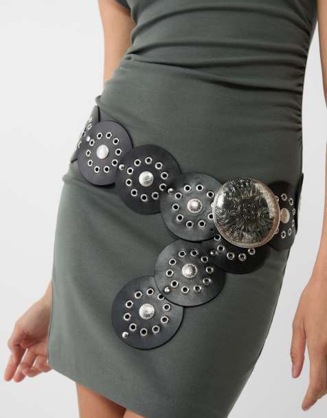 Stradivarius - Cintura nera con placche con borchie - view 1
