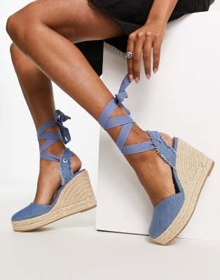 Stradivarius closed toe platform wedge in denim