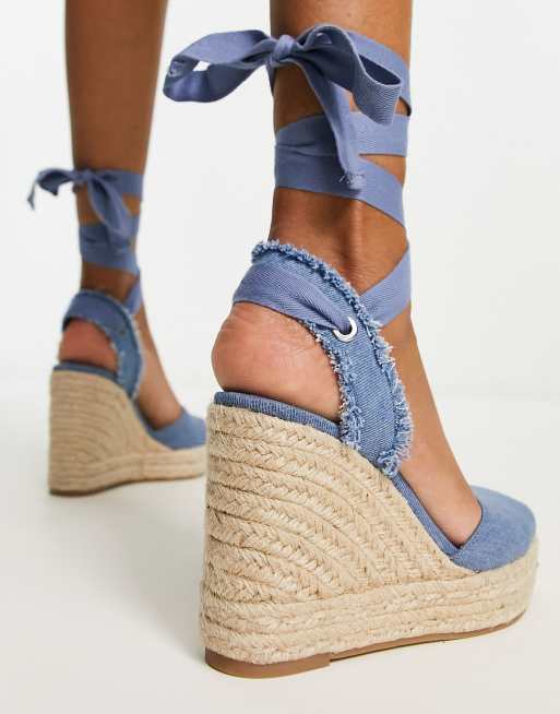 T strap best sale wedge closed toe