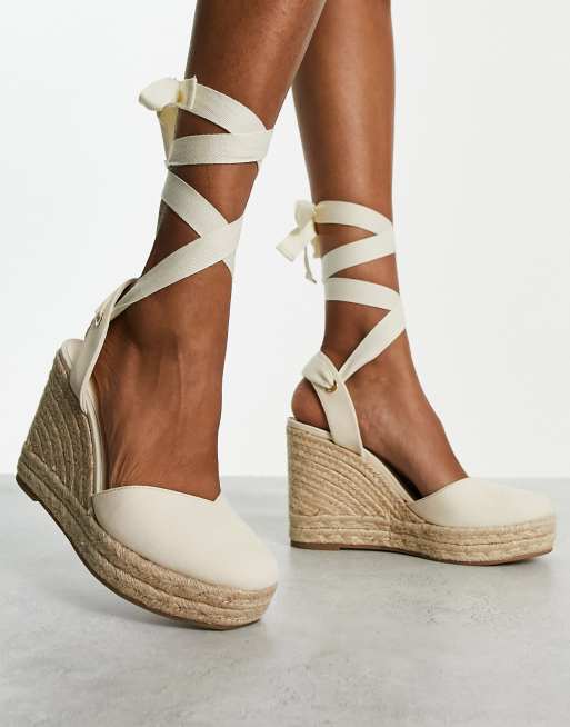 White closed toe store wedges