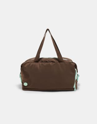 Duffle 4