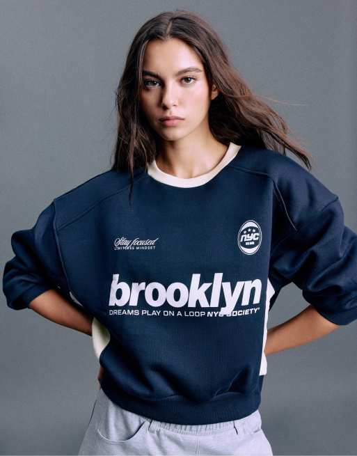 Stradivarius Contrast collar sweatshirt in navy blue, 2 of 7