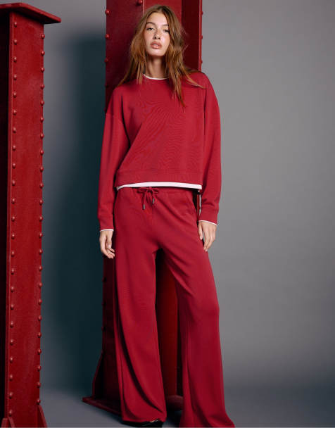 Stradivarius Contrast oversize sweatshirt in red - view 1