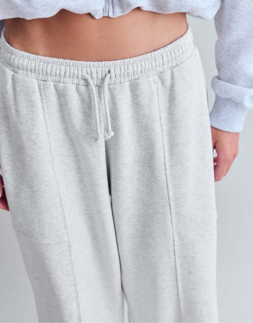 Stradivarius Cotton plush barrel joggers in grey melange, 4 of 7