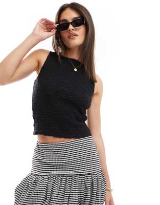  Stradivarius crinkle boat neck top in black