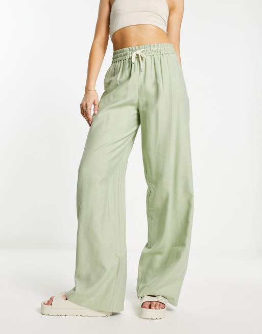 Stradivarius crinkle pull on wide leg pants in khaki | ASOS