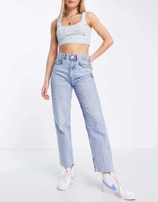 Stradivarius cropped jean in light wash 