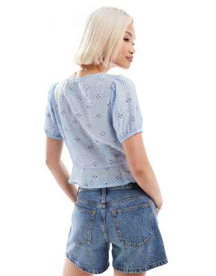 Stradivarius Cropped Tie Front Puff Sleeve Blouse