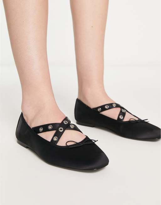 Stradivarius cross strap ballet shoe in black