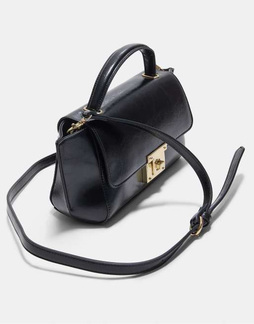 Stradivarius Crossbody bag with flap closure in black, 4 of 4