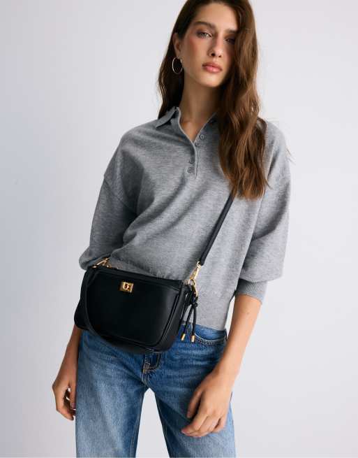 Stradivarius Crossbody shoulder bag with closure in black, 2 of 4