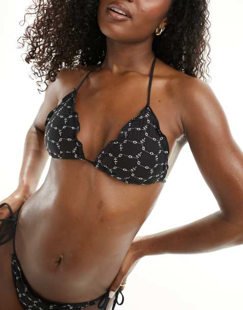 Stradivarius – Czarna góra od bikini z haftem angielskim, część zestawu - view 1