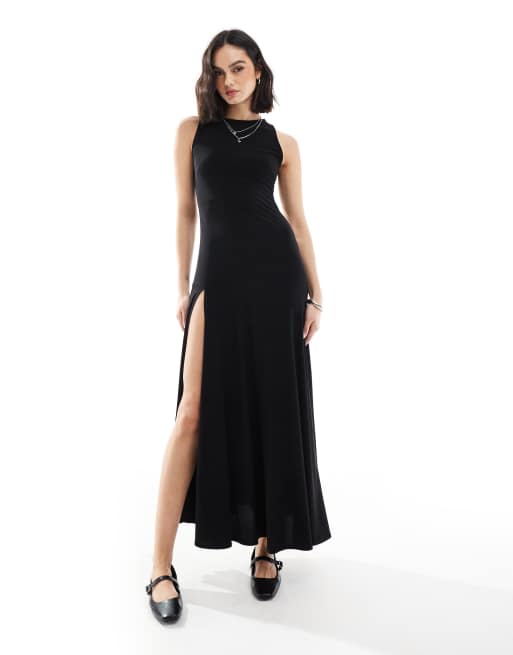Stradivarius – Czarna sukienka maxi z rozcięciem u dołu