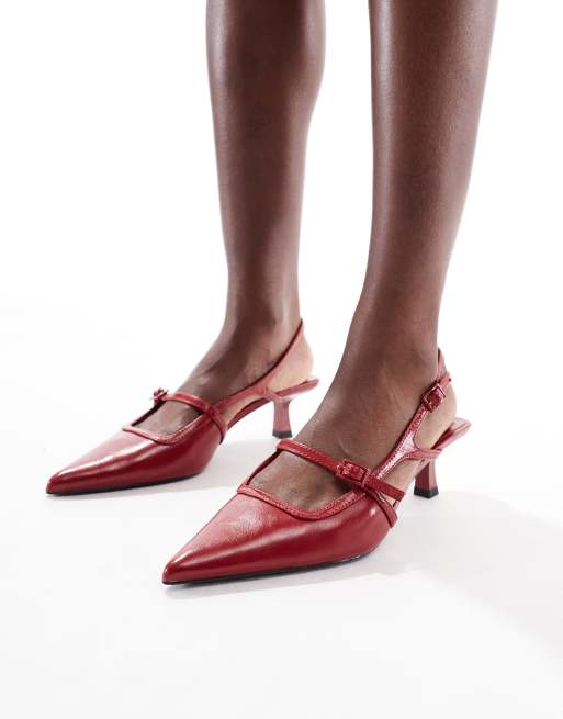 Stradivarius – Czerwone buty na obcasach kaczuszkach z paskiem za piętą