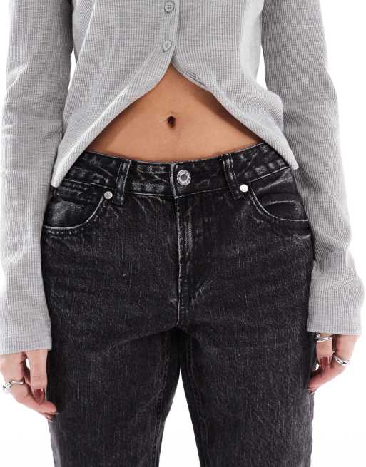 Stradivarius D03 low waisted straight leg jean in black wash