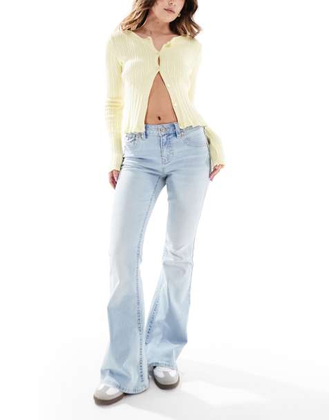 Stradivarius – D04 – Blå, utsvängda jeans med låg midja - view 1