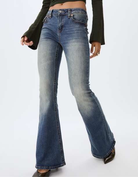 Stradivarius - D04 - Jeans a zampa lavaggio medio a vita bassa - view 1