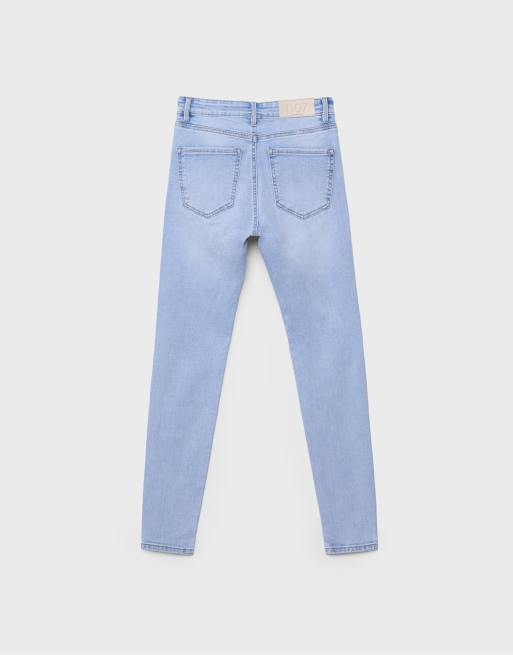 Stradivarius D07 High-Waist Skinny Jeans in mittelhellblauem Denim, 7 von 7