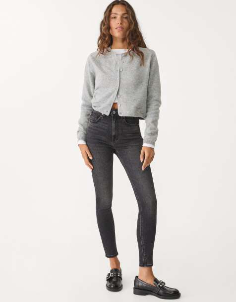 Stradivarius – D09 – Enge Jeans mit superhohem Bund in verwaschenem Schwarz - view 1