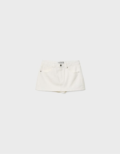 Stradivarius D62 denim skort in white, 6 of 7