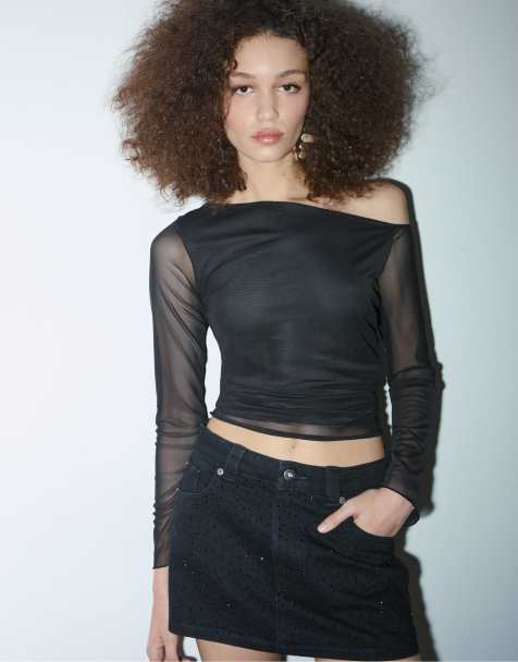 Stradivarius - D62 - Denim skort met strass-steentjes in zwart met rinse wash - view 1