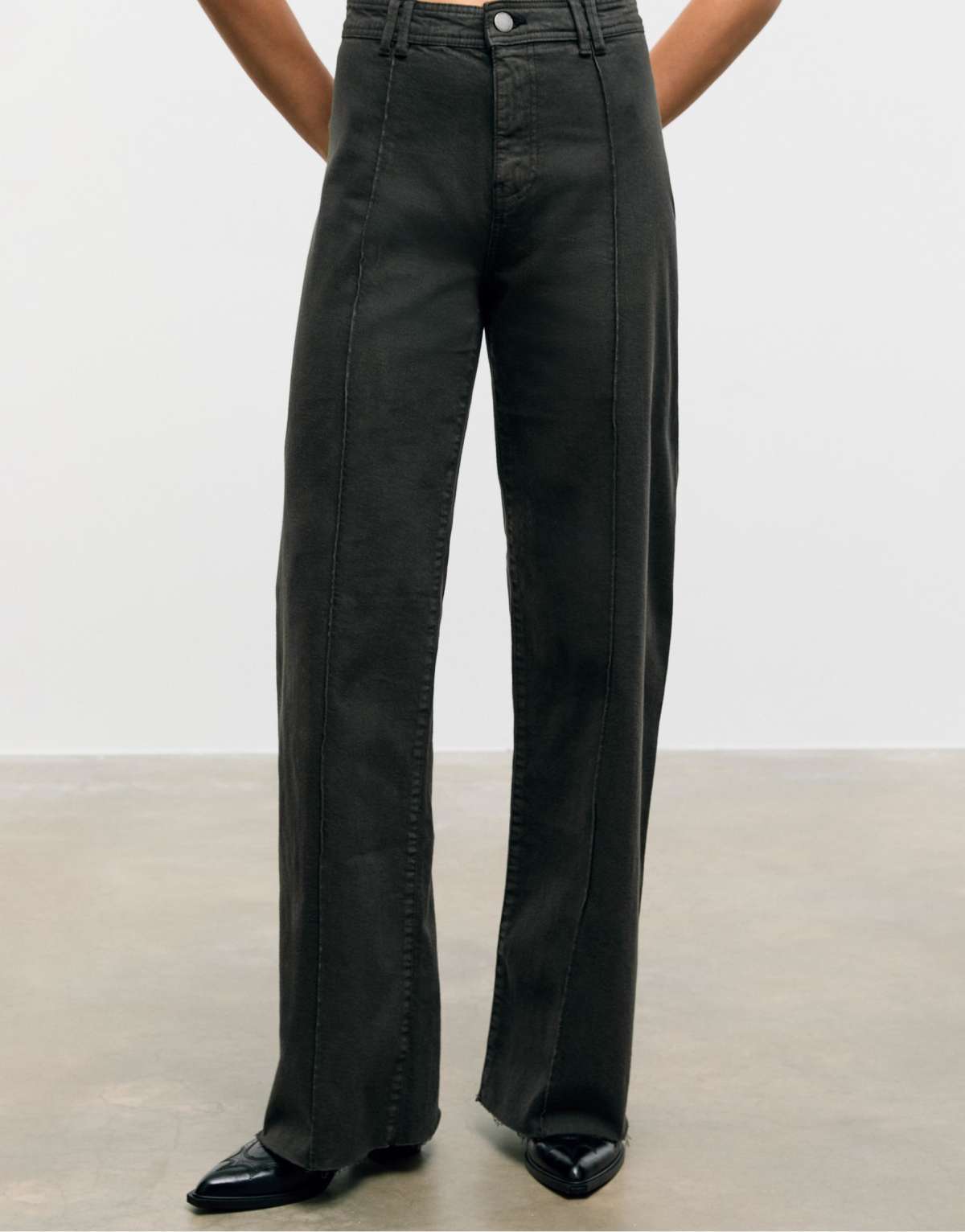 Stradivarius D63 wide-leg jeans with seams in green
